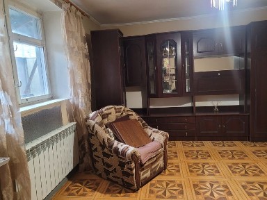 Квартира на Слободке с небольшим участком!