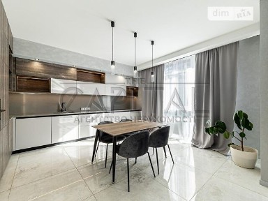 Продаж 2к квартири 74 кв. м на вул. Предславинська 42А • ID 34823813