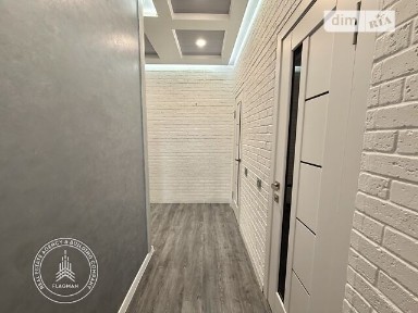 Продаж 2к квартири 44 кв. м на вул. Центральна • ID 34823757
