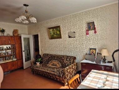 Продам 3-х кім. квартиру з автономним опаленням