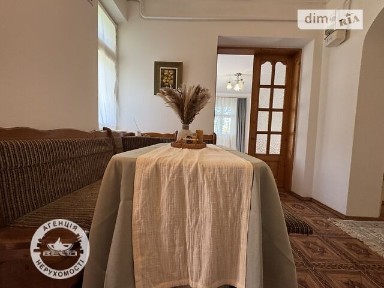 Шкільна вулиця, Монастириська, вул. Шкільна, 3 кімнати • ID 34354924