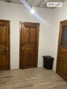 Продаж частини будинку на вул. Курбаса, 6 кімнат • ID 34281993