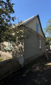 Продаж будинку біля річки, з газом, +50 соток приватизованої землі