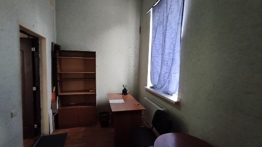 Офіс в оренду, 8.8 метри, вул. Чигиринська 11