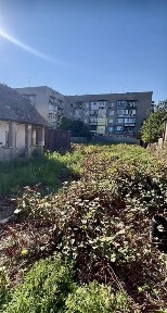 Дім 75 кв м та 10 сот з комунікаціями в місті