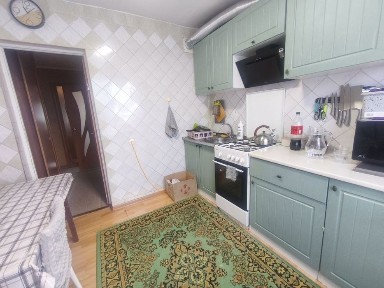 Продам 2 комнатную квартиру в кирпичном доме.