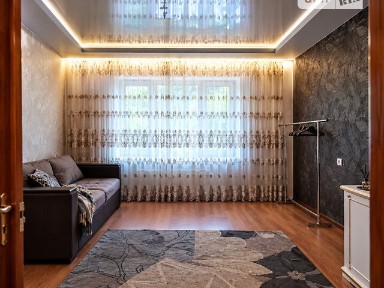 Продаж 3к квартири 115 кв. м на вул. Лікарняна 13 • ID 34824028