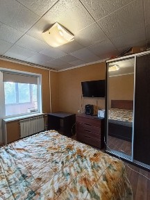 продається 1-кім. квартира метро Академ містечко