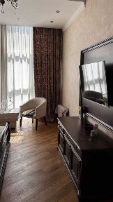 baz В продажу простора 3 кімнатна квартира, кухня та гостьова кімната на Лідерсовському бульварі.