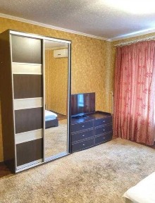Продам 2 к. кв. с ремонтом район Госпрома