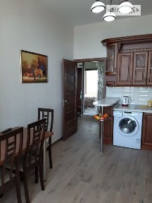 Здам подобово 2к квартиру на вул. Набережна 13 • ID 34315540
