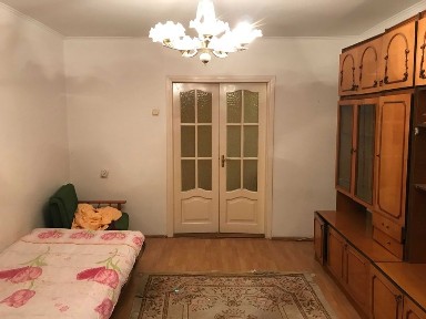 2-х кімн кв. 58,0 м кв. р-н Т Ц Майдан окремі кімн.
