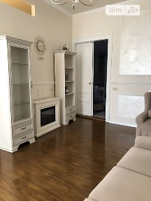 Корятовича площа, район Центр, Ужгород, пл. Корятовича 31 33090505