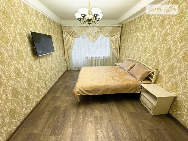 Здам подобово 1к квартиру на вул. Паркова 19 • ID 28793113