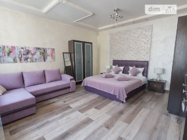Здам подобово 1к квартиру на пл. Старий Ринок • ID 27272354