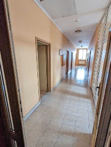 Оренда приміщення (офіс) В. Червонія, ТЦ 