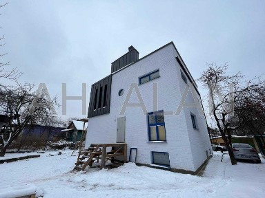 Продається будинок 235 м2 в Києві, вул. Газопровідна. Берковці