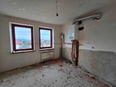 5-ти кімнатна квартира