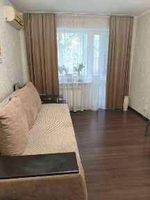 Продам квартиру на Космосі, власниця