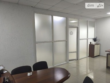 Продаж офісного приміщення 28.5 кв. м. на 2 поверсі на вул. Галицька 43Б, триповерхова будівля • ID 34826135