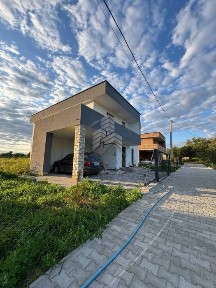 Продаж котеджу у Брюховичах, район Лісопотік