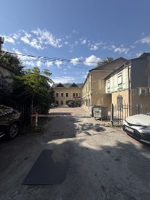 Продам отдельноящего здание в центре