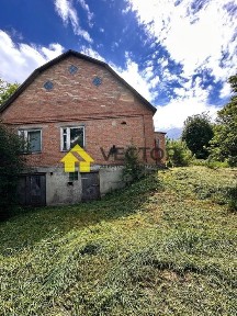 Без комісії АН! Газифікований будинок з підвалом та гаражем! 15 хв до центру міста