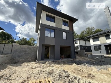 Продаж 2 поверхового будинку з ділянкою на 5 соток, 175.5 кв. м, 5 кімнат, на вул. Незалежності • ID 34827229