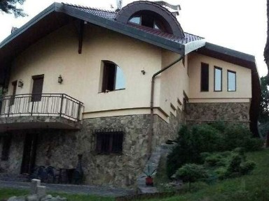 Продаж 3 поверхового будинку з ділянкою на 20 соток, 360 кв. м, 7 кімнат, на вул. Вербова • ID 34825120