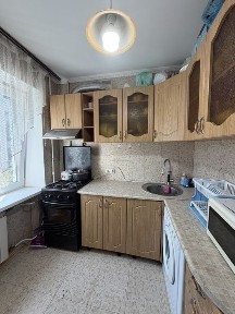 Продаж 1 кім кв Київ Дніпровський р-н, вул Гродненська 5