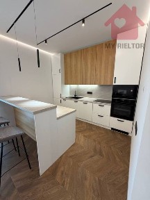 Продаж дизайнерського таунхаусу у котеджному містечку в 2 хв від Ужгорода