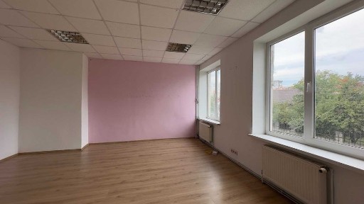 Оренда офісу 29м2 в р-ні перехрестя Липинського-Чорновола.
