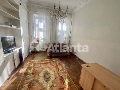 3-кімнатна в центрі - АГВ, 2 балкони, закритий двір