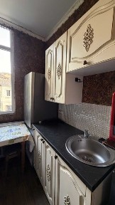 Продам однокомнатную квартиру с небольшим балконом на Молдаванке
