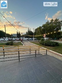 Здам магазин на вул. Варненська 7В, площа 234.4 кв. м