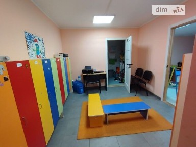 Здається комерційне приміщення на вул. Добробатів 3, площа 65 кв. м • ID 34593710