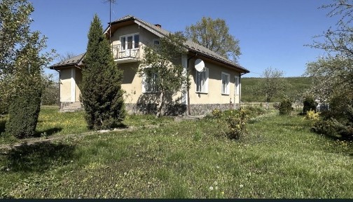 Продається будинок в с. Ямниця 7 км від Івано-Франківська. Від Власника