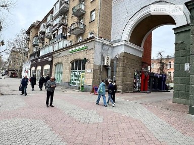 Здається комерційне приміщення на вул. Соборна, площа 7 кв. м • ID 34148399