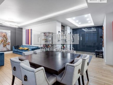 Продаж 4к квартири 150 кв. м на вул. Андрія Верхогляда 14 • ID 34828739