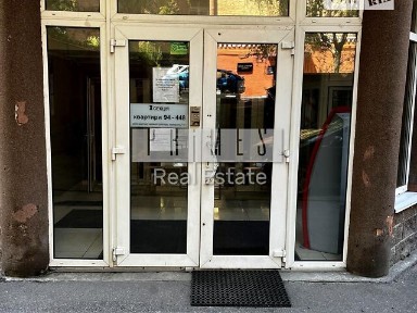 Продаж 2к квартири 70 кв. м на вул. Жилянська 118 • ID 34828631