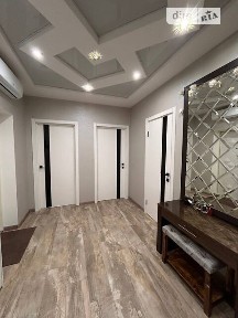 Продаж 3к квартири 77.2 кв. м на вул. Західна • ID 34828080