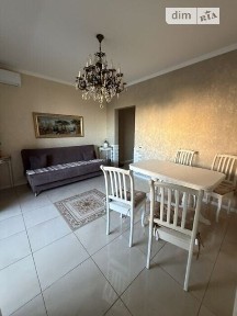 Продаж 2к квартири 64 кв. м на вул. Михайла Максимовича 7 • ID 34827189