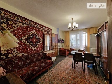 Продається простора 5к квартира, 115м2, вул. Каштанова 8а, Троєщина
