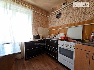 Продаж 2 кімн квартири с автономним опаленням, є гараж!
