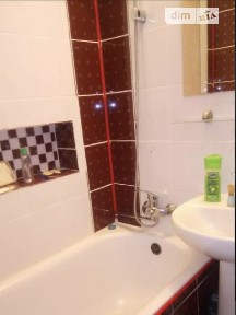 Продаж 2к квартири 40 кв. м на вул. Водопровідна • ID 34826191