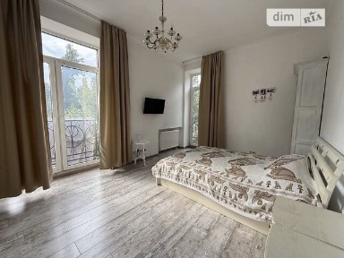 Продаж 2к квартири 50 кв. м на вул. Захисників України 124 • ID 34825771