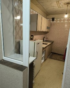 Оренда однокімнатної квартири у Комунарському р-ні (Сытова 13Б)