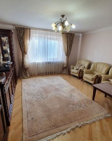Продаж 4 кім. великогабаритної квартири 33 квартал
