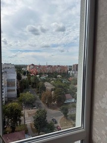 Пропонуємо до продажу сучасну простору двокімнатну квартиру в Черкасах.