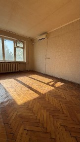 3-комнатная квартира ул. Квартальная ( Гладкова) в Шевченковском районе Днепра